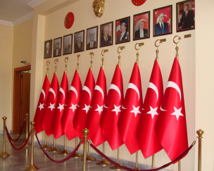 Makam Bayrakları